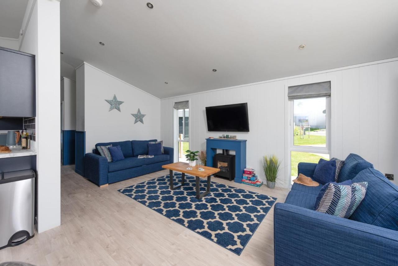 Buttercup Lodge, 33 Roadford Lake Lodges Lifton المظهر الخارجي الصورة