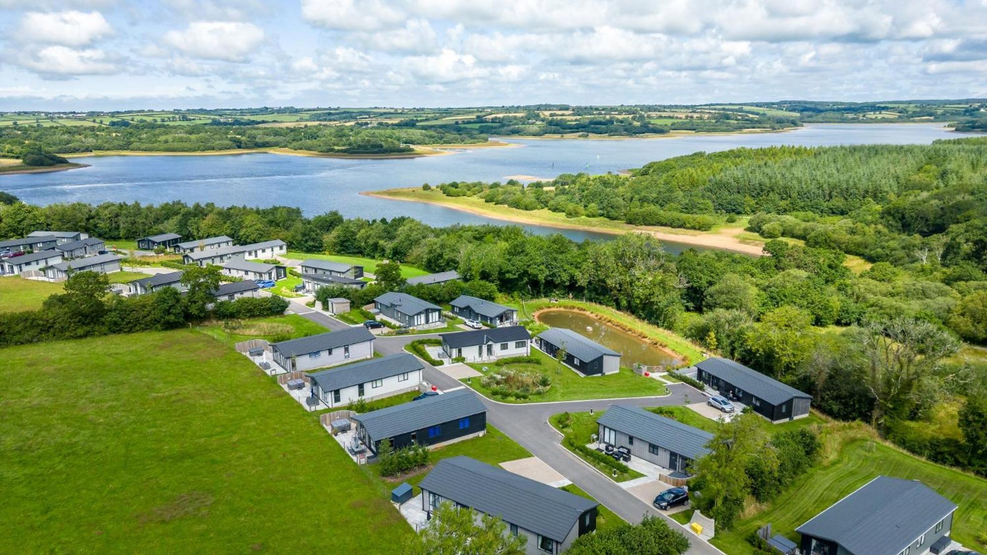 Buttercup Lodge, 33 Roadford Lake Lodges Lifton المظهر الخارجي الصورة